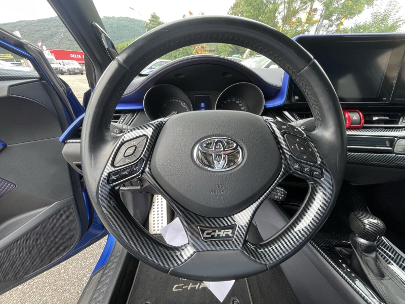 TOYOTA C-HR d’occasion à vendre à CHAMBERY chez AUTOLYV (Photo 12)