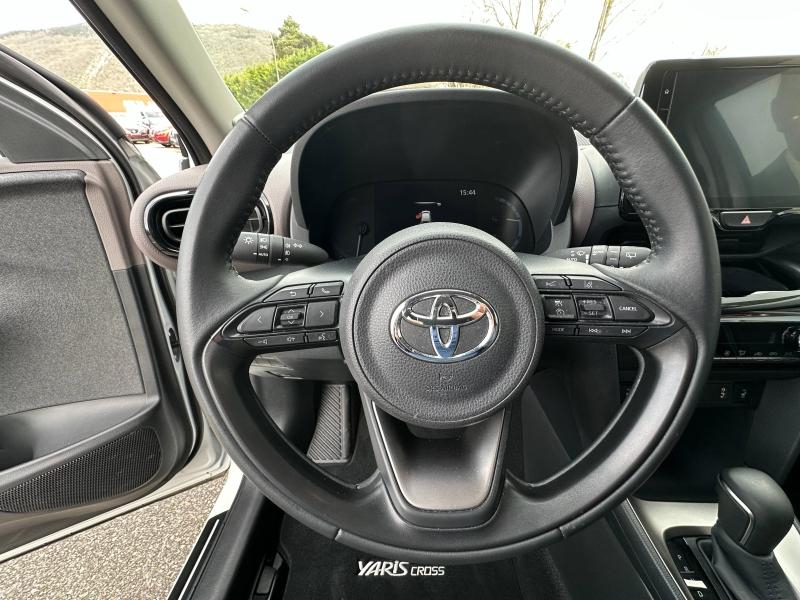 TOYOTA Yaris Cross d’occasion à vendre à CHAMBERY chez AUTOLYV (Photo 12)