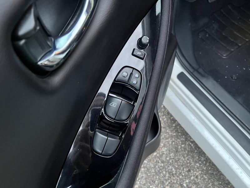 NISSAN Leaf d’occasion à vendre à CHAMBERY chez AUTOLYV (Photo 17)