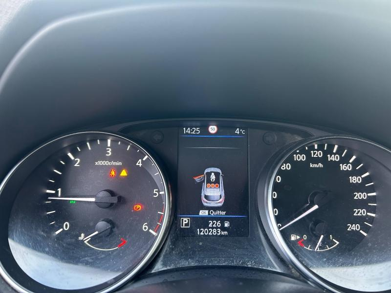 NISSAN Qashqai d’occasion à vendre à CHAMBERY chez AUTOLYV (Photo 12)