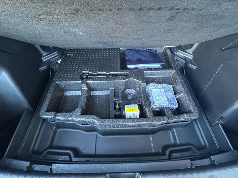 TOYOTA Yaris Cross d’occasion à vendre à CHAMBERY chez AUTOLYV (Photo 19)